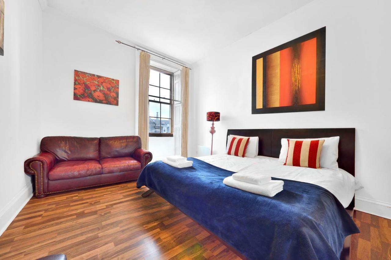 Royal Mile View Apartment Edinburgh Ngoại thất bức ảnh